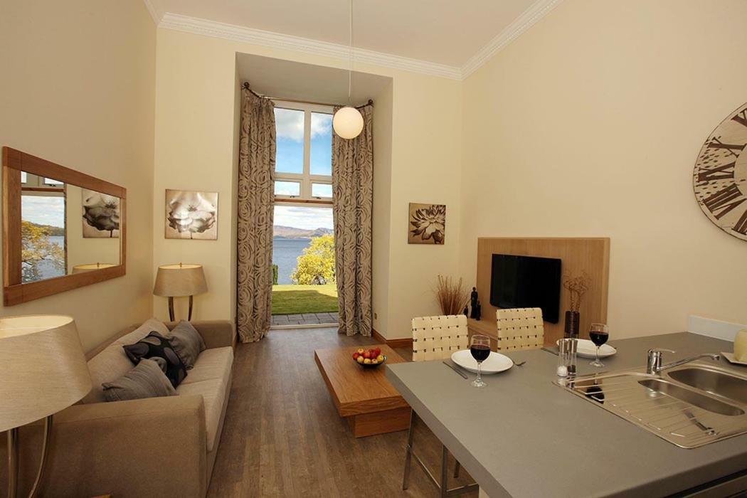 4 Lomond Castle Villa Balloch Bagian luar foto